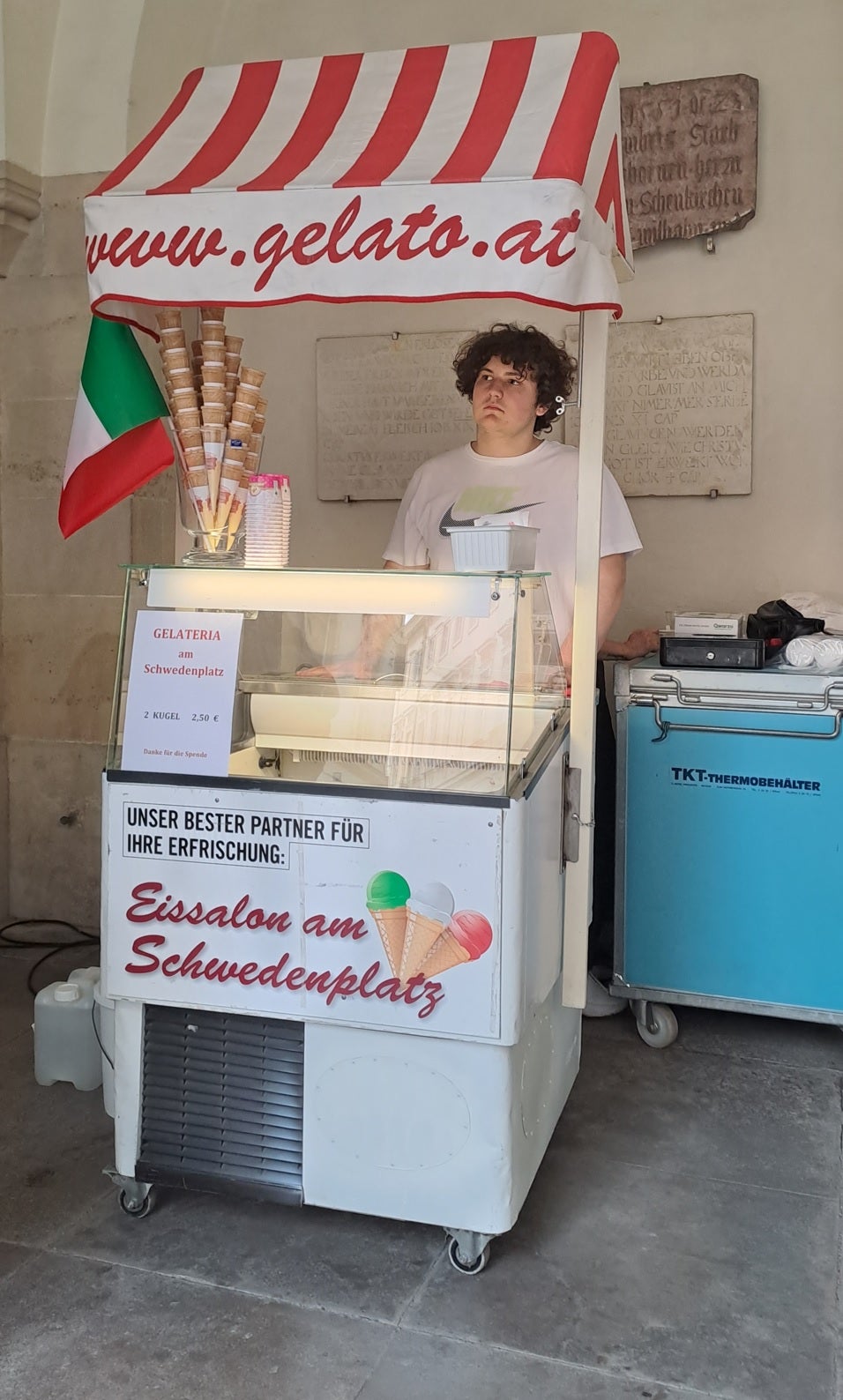 Eis &amp; Erfrischungen unter den Arkaden