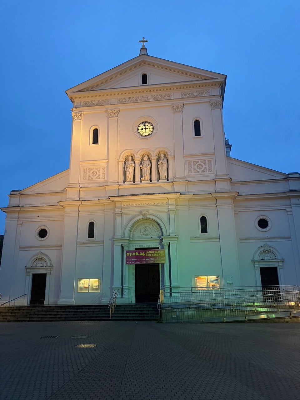 Wiener Tschuschenkapelle, Konzert