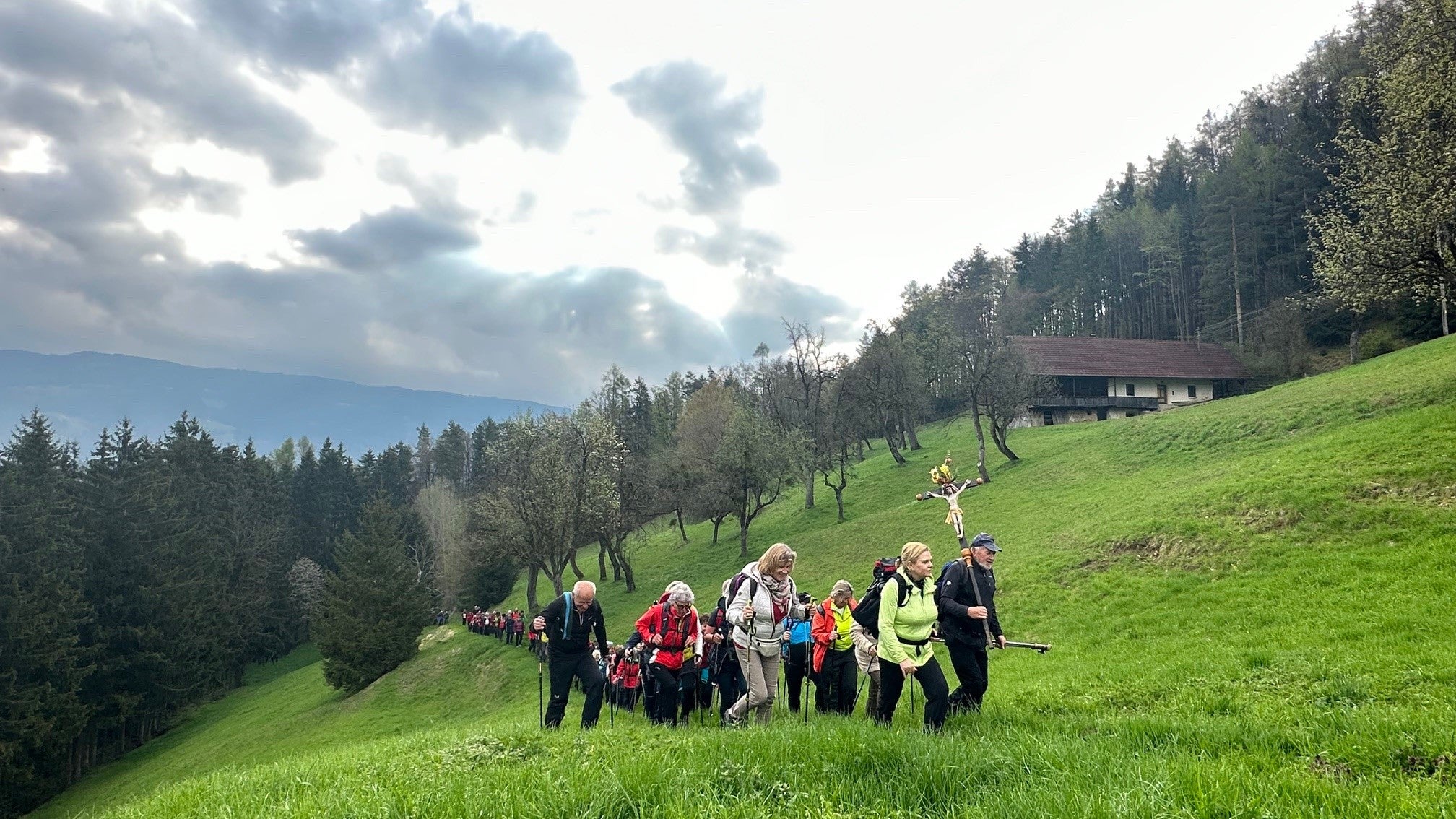 Traditionelle Drei-Berge-Wallfahrt