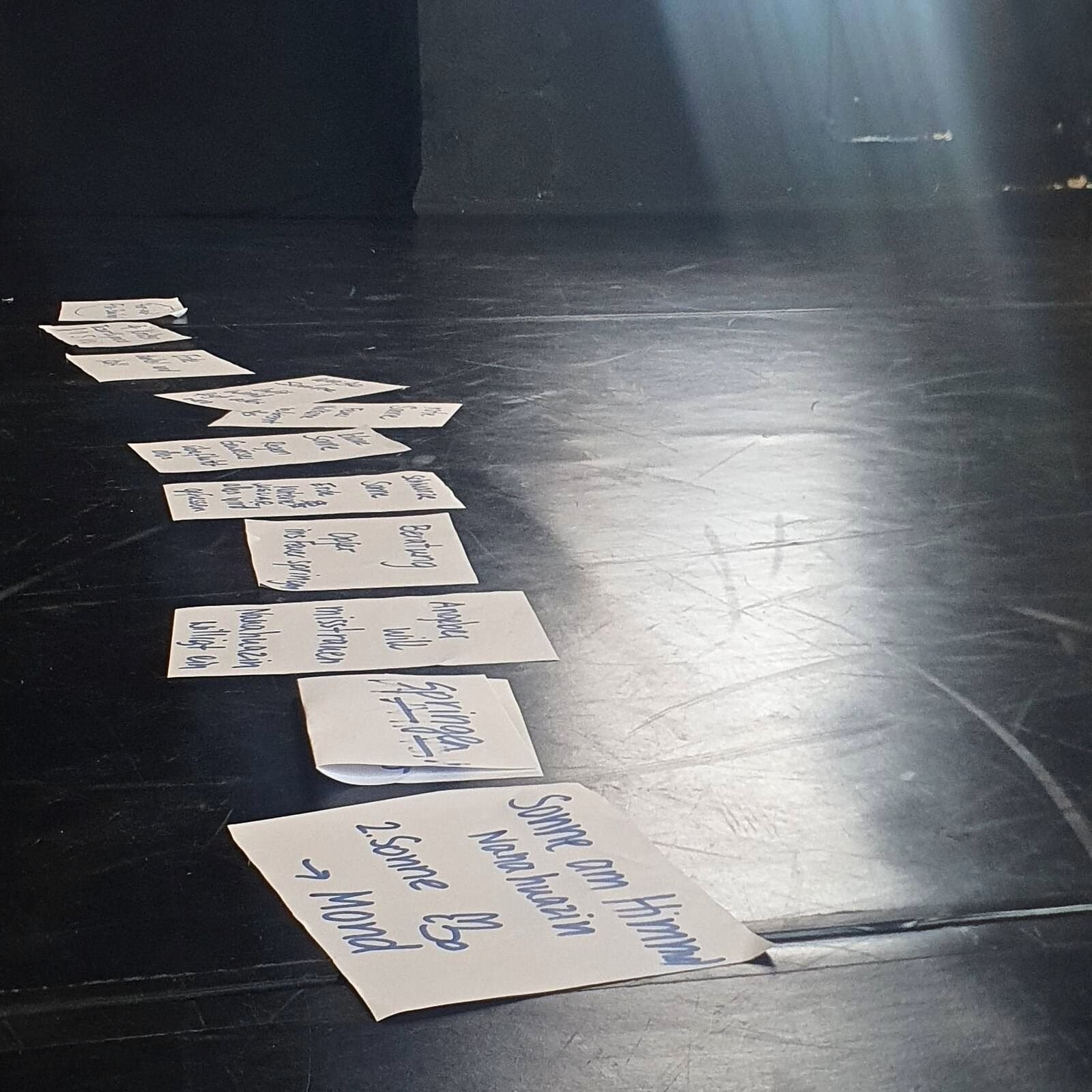 ALLER ANFANG- Erzähltheater