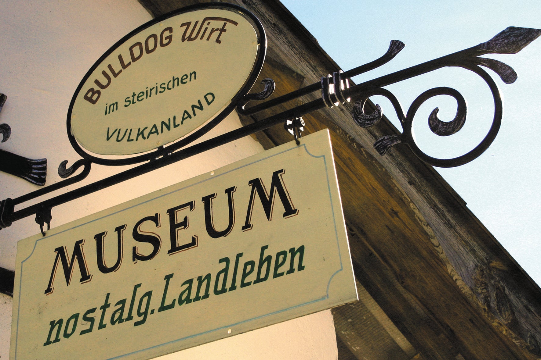 Flohmarkt beim Bulldogwirt in Straden