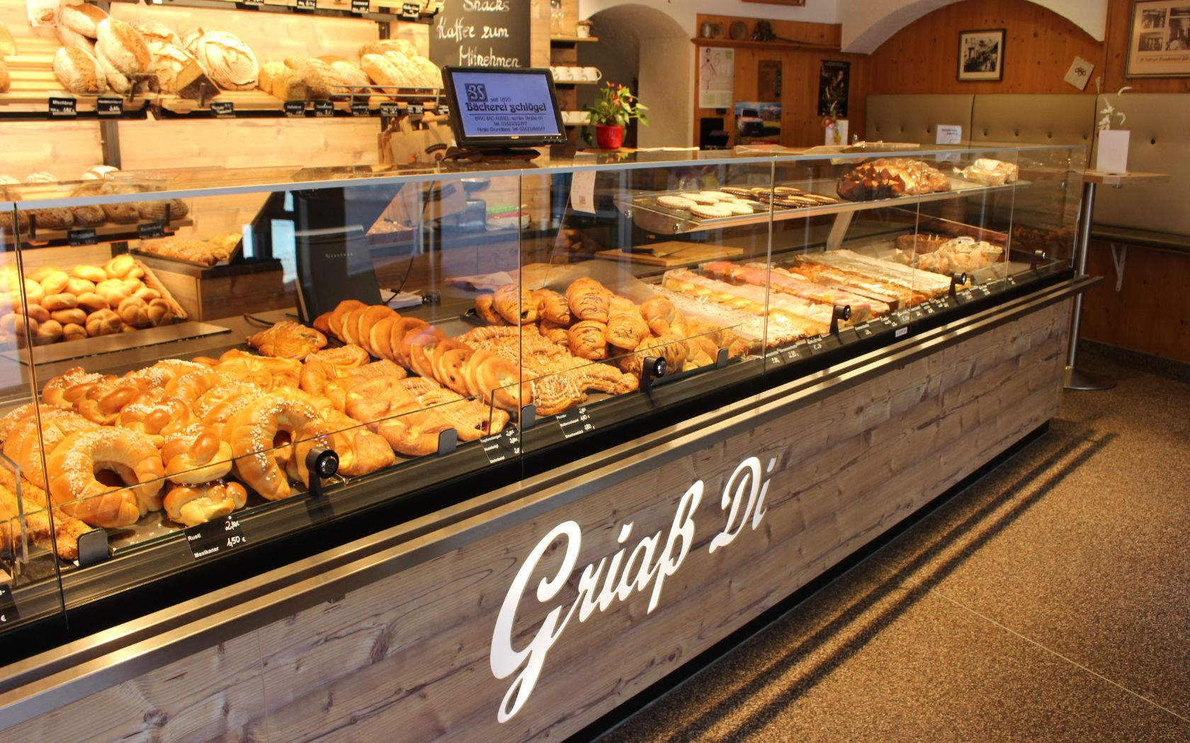 Frühstück in der Bäckerei Schlögel – Bad Aussee