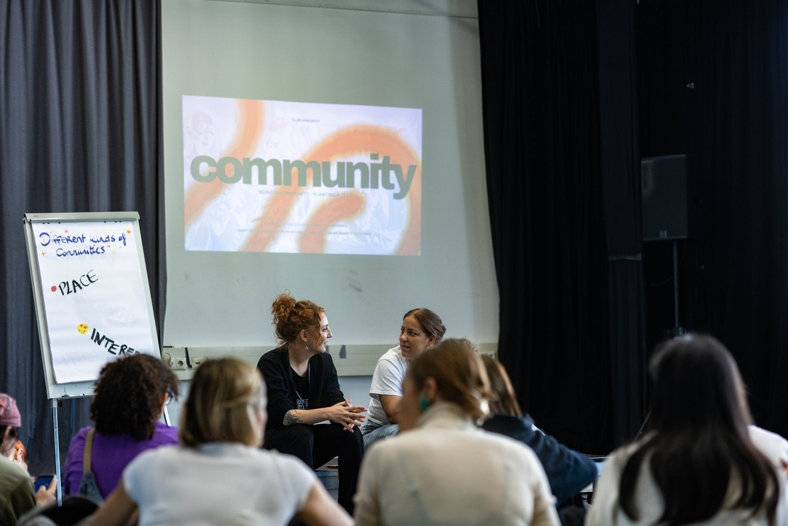 Clubsandwich: Community Workshop in Sonnensteinloft