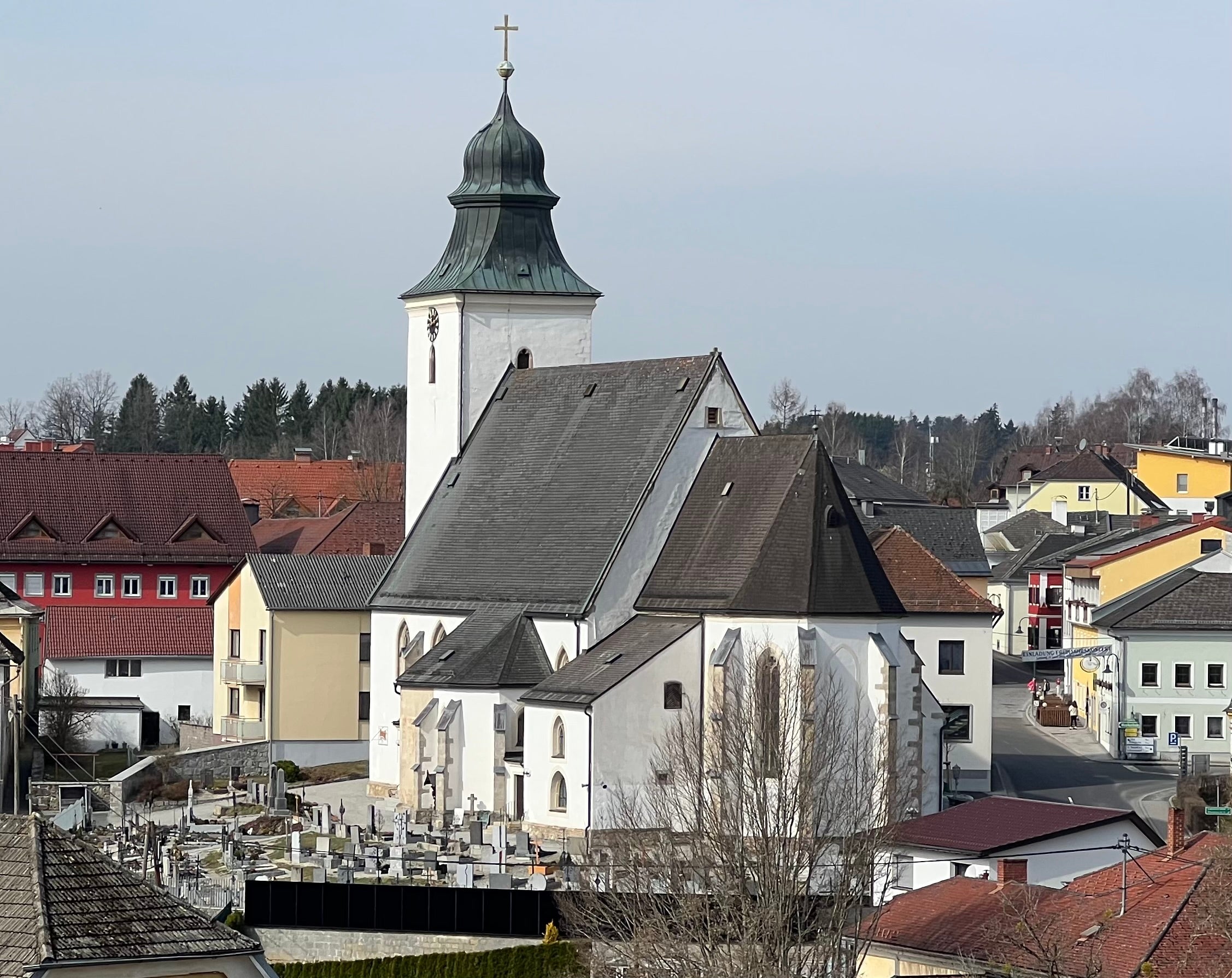 Agape und Feuerkorb