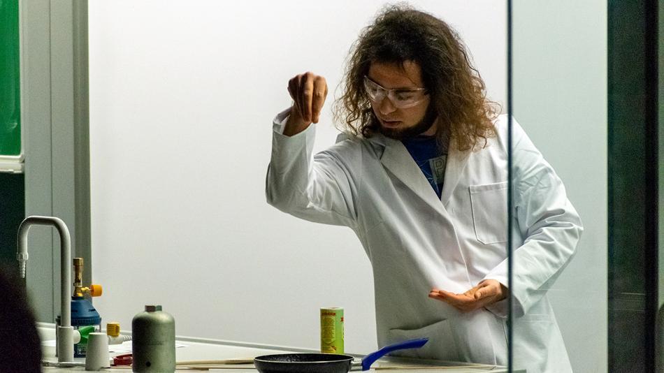 [LNF26] Wie wird man Chemiker:in?