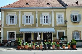 Bubbles & Light – Natural Wine Tasting in Bad Radkersburg