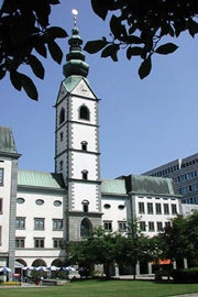 Heilige Messe und Maiandacht
