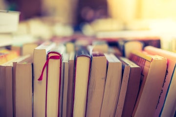 Super-Bücher-Flohmarkt im Nachbarschaftszentrum 02 Wien