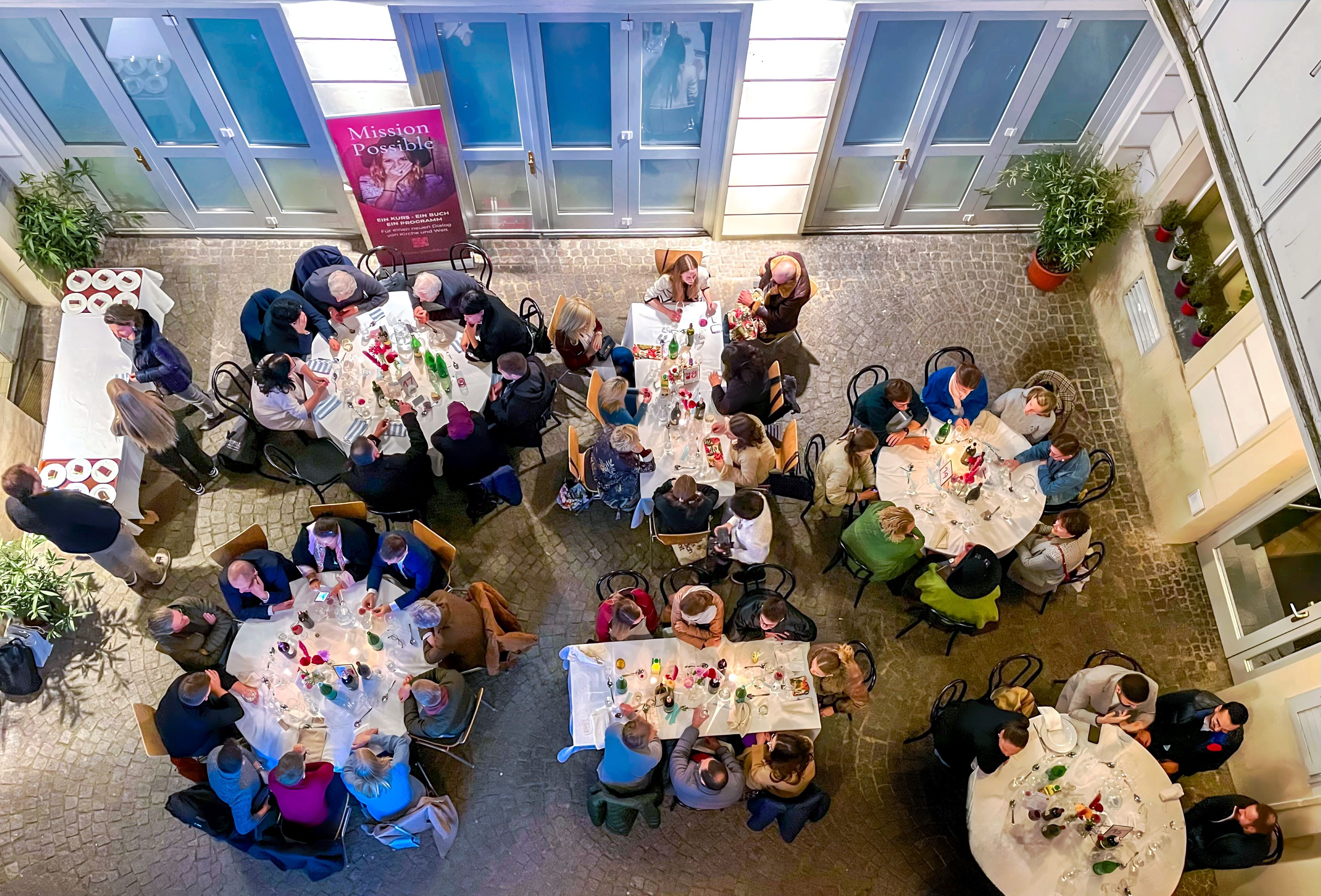 Tischgemeinschaften, die das Leben verändern – nach dem Vorbild von Jesus und Leopold Figl