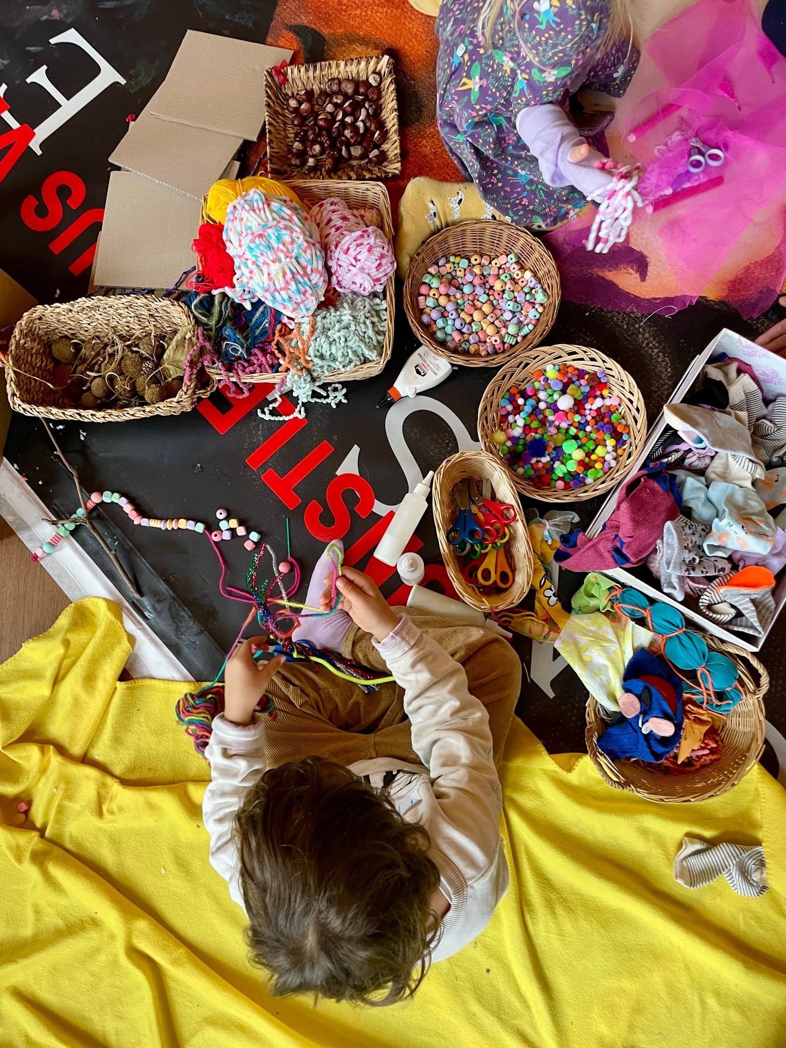 KUNTERBUNTES MINI ATELIER