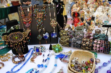 Happy Vintage – Markt im Nachbarschaftszentrum 08 Wien