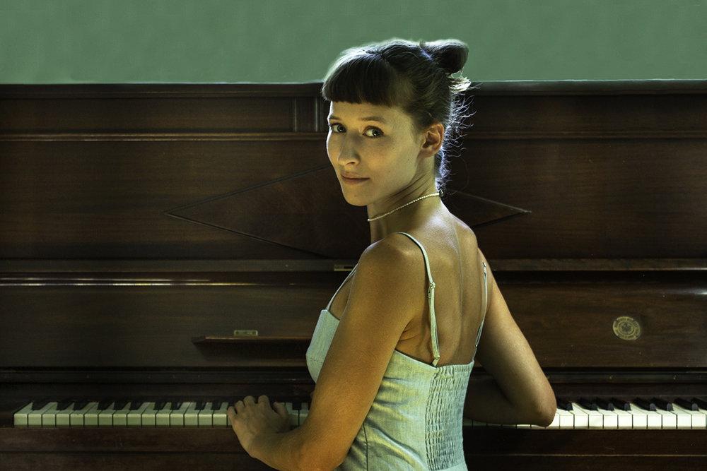 Cili Marsall – Boogie-Woogie-Piano im Tunnel Vienna Live