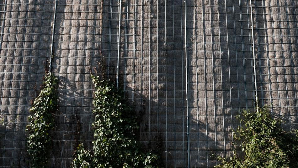 [LNF26] Welche Materialien verbessern den Lärmschutz auf Autobahnen?