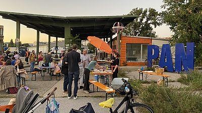 Urbanist*innen-BBQ
Das Sommerfest am Nordwestbahnhof