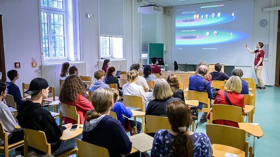 [LNF26] Möchten Sie Neues aus der Astronomie in kurzen Vorträgen erfahren?