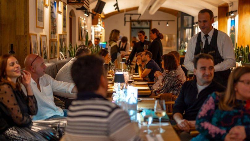 Eurovision Song Contest: Public Viewing im Restaurant Beograd