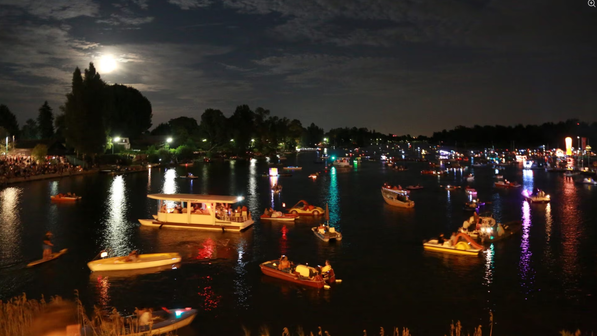 Lichterfest an der Alten Donau