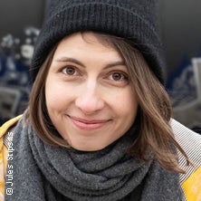 Chrissi Buchmasser - Zugzwang | Kabarett in Wien