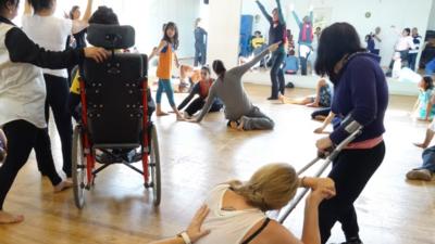GB*Stadtteilpartnerschaft
DanceAbility