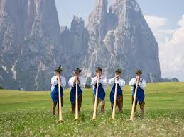 Concert of the traditional alphorn players