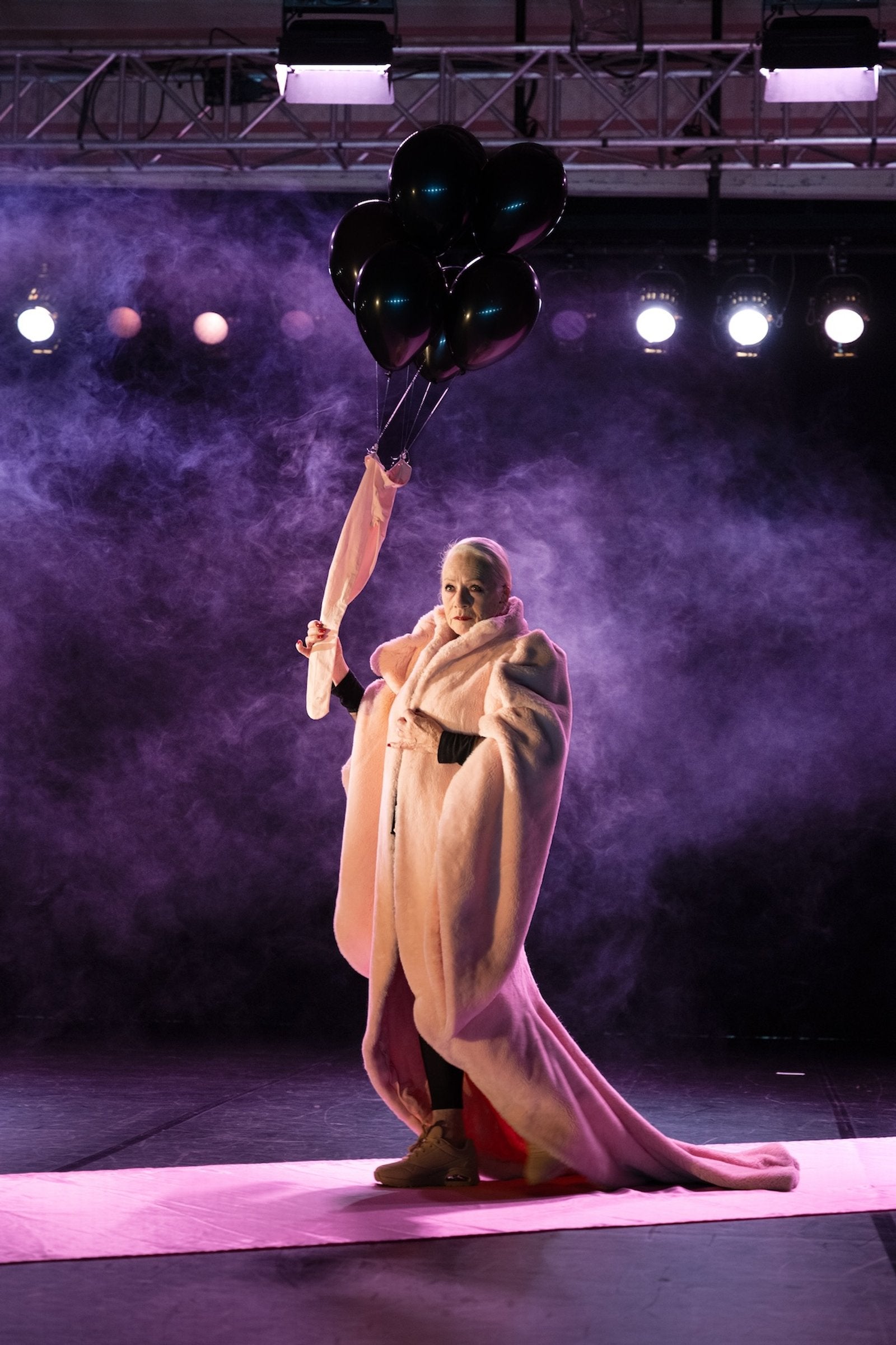 Doris Uhlich & Susanne Kirnbauer - Come Back Again