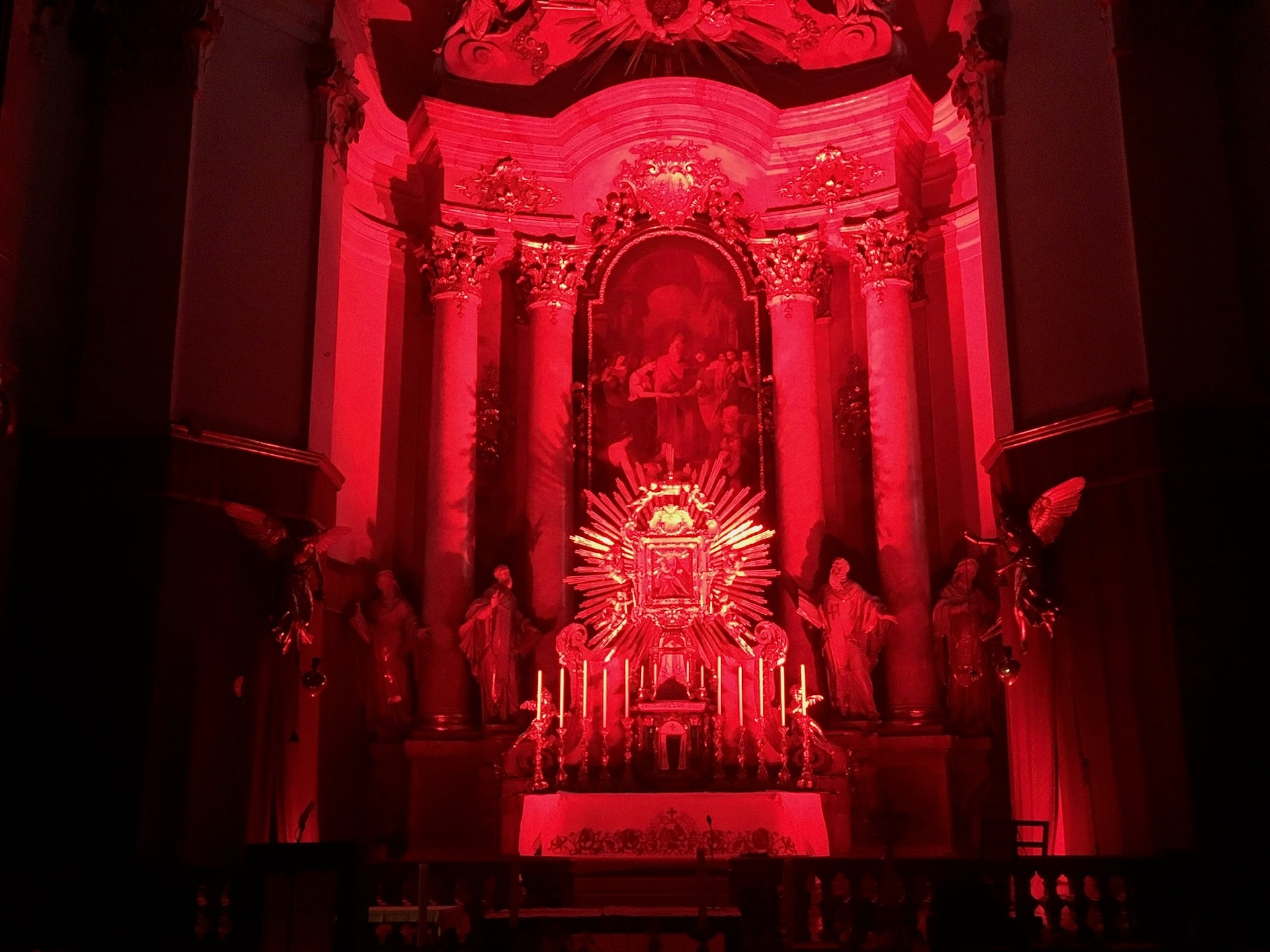 Konzert mit Musik und Texten, die erMUTigen