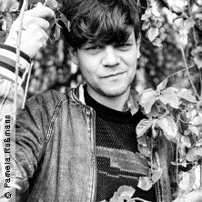 Nino aus Wien (Solo) & Lisa Schmid