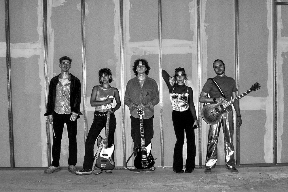 Strand ohne Palme – Release-Show in der Szene Wien