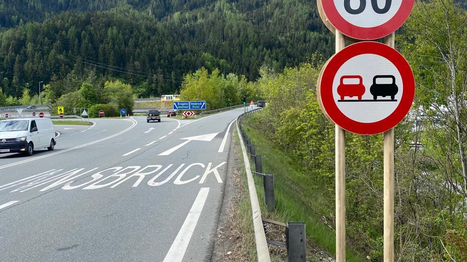 [LNF26] Können Verkehrsschilder nicht auch aus Holz statt Aluminium sein?