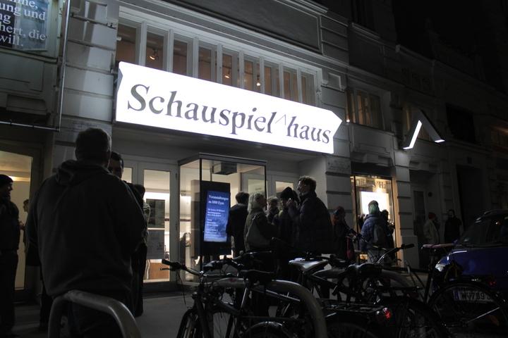 Foyer Austanzen