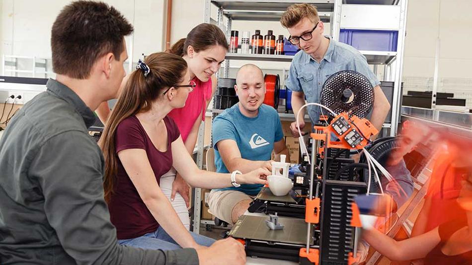 [LNF26] Maker Mania – Was erwartet dich in der fantastischen Welt des ...